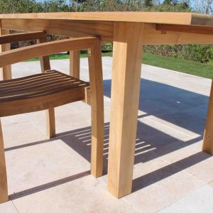 Hudson Under Extending Table