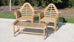 Marlborough Chair with Coffee 2